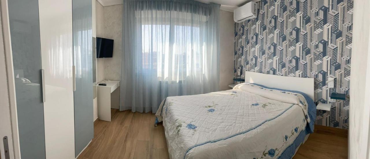 Sara House Apartment Наполи Екстериор снимка